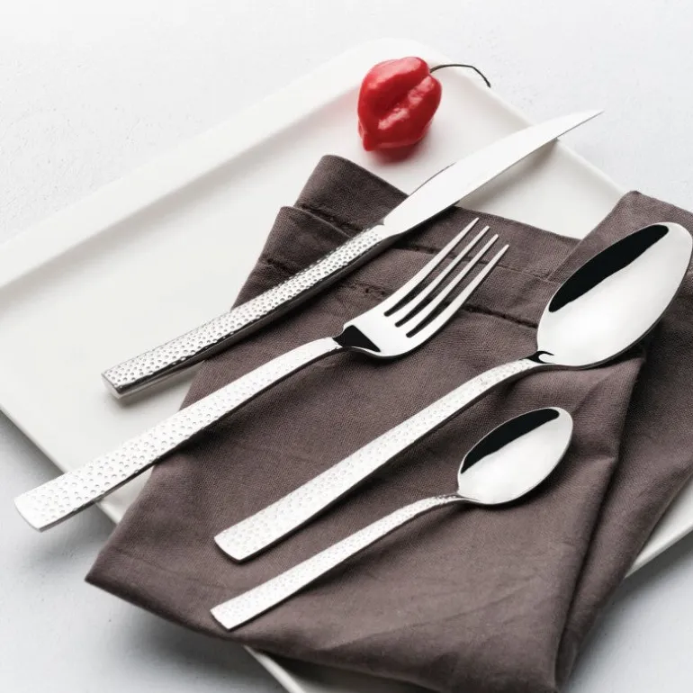 Cuberteria 16 piezas Chesse