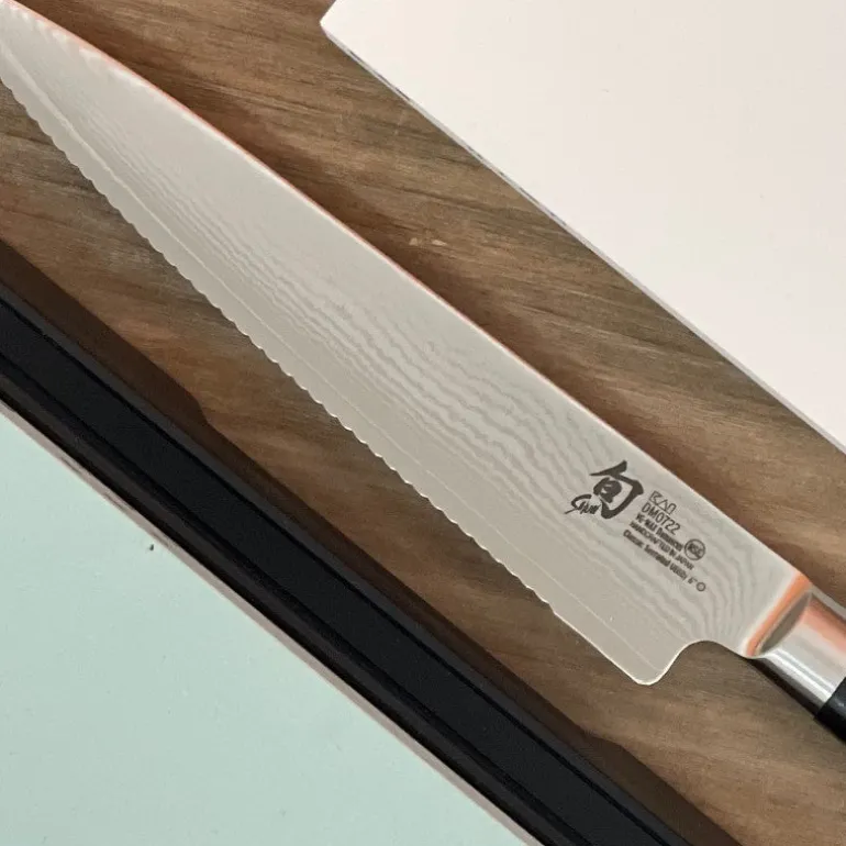 Cuchillo pelador de tomates Shun 15 Cms