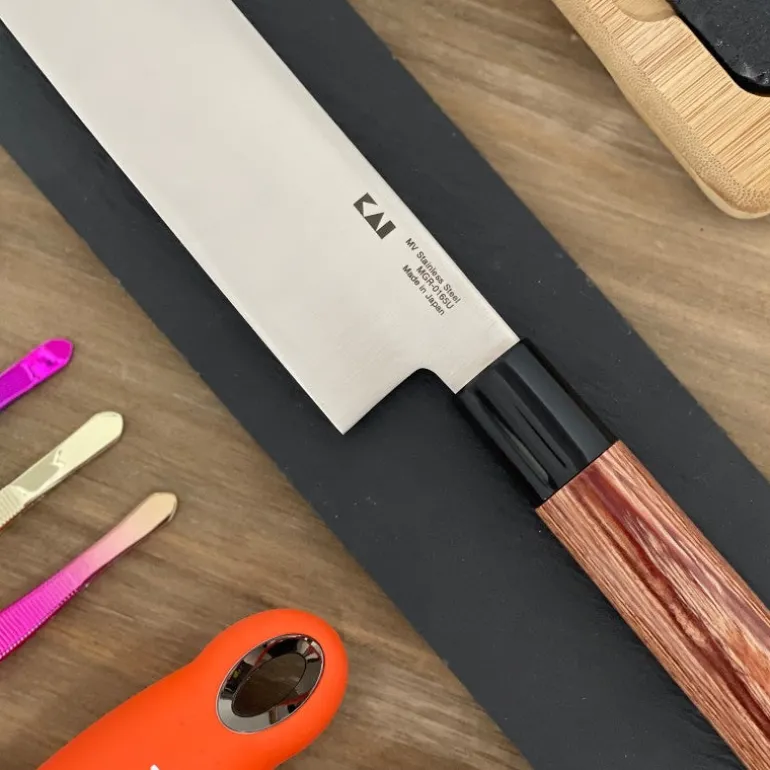 Cuchillo Usuba Seki Magoroku Redwood Kai 17 Cms