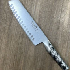 Cuchillo vegetales global 18 cms hoja G-81 alveolado