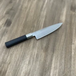 Cuchillo Wasabi Black cebollero 15 Cms