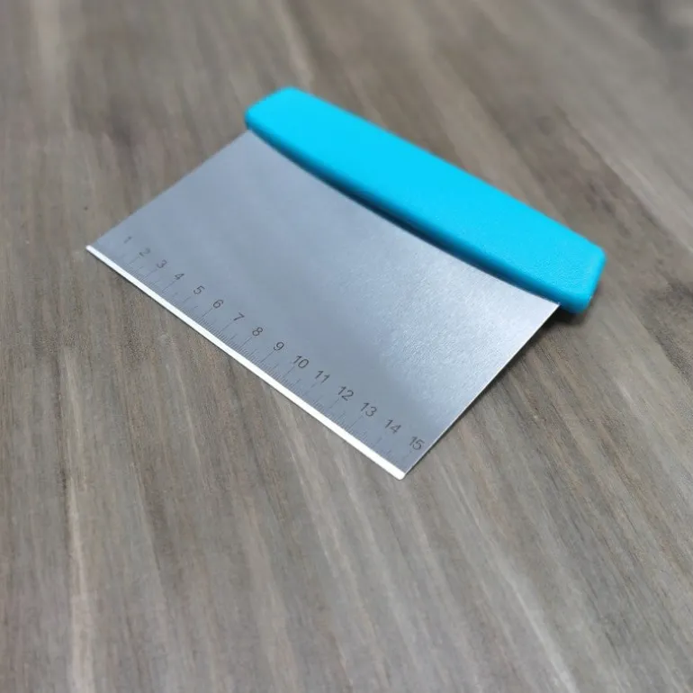 Rasqueta cortadora de masas