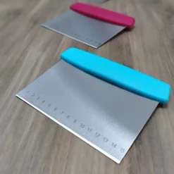 Rasqueta cortadora de masas